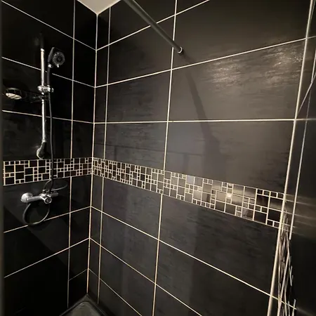 Independante 1 Lit 2 Pers Maison Calme * Romans-sur-Isère