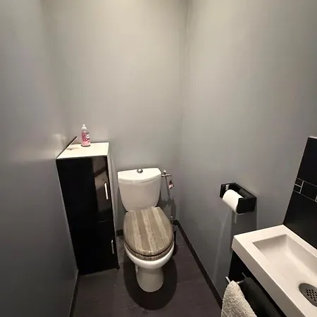 Independante 1 Lit 2 Pers Maison Calme Guest house Romans-sur-Isere