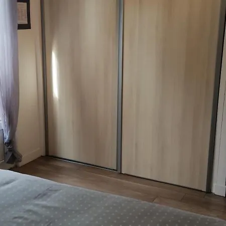 Guest house Independante 1 Lit 2 Pers Maison Calme *